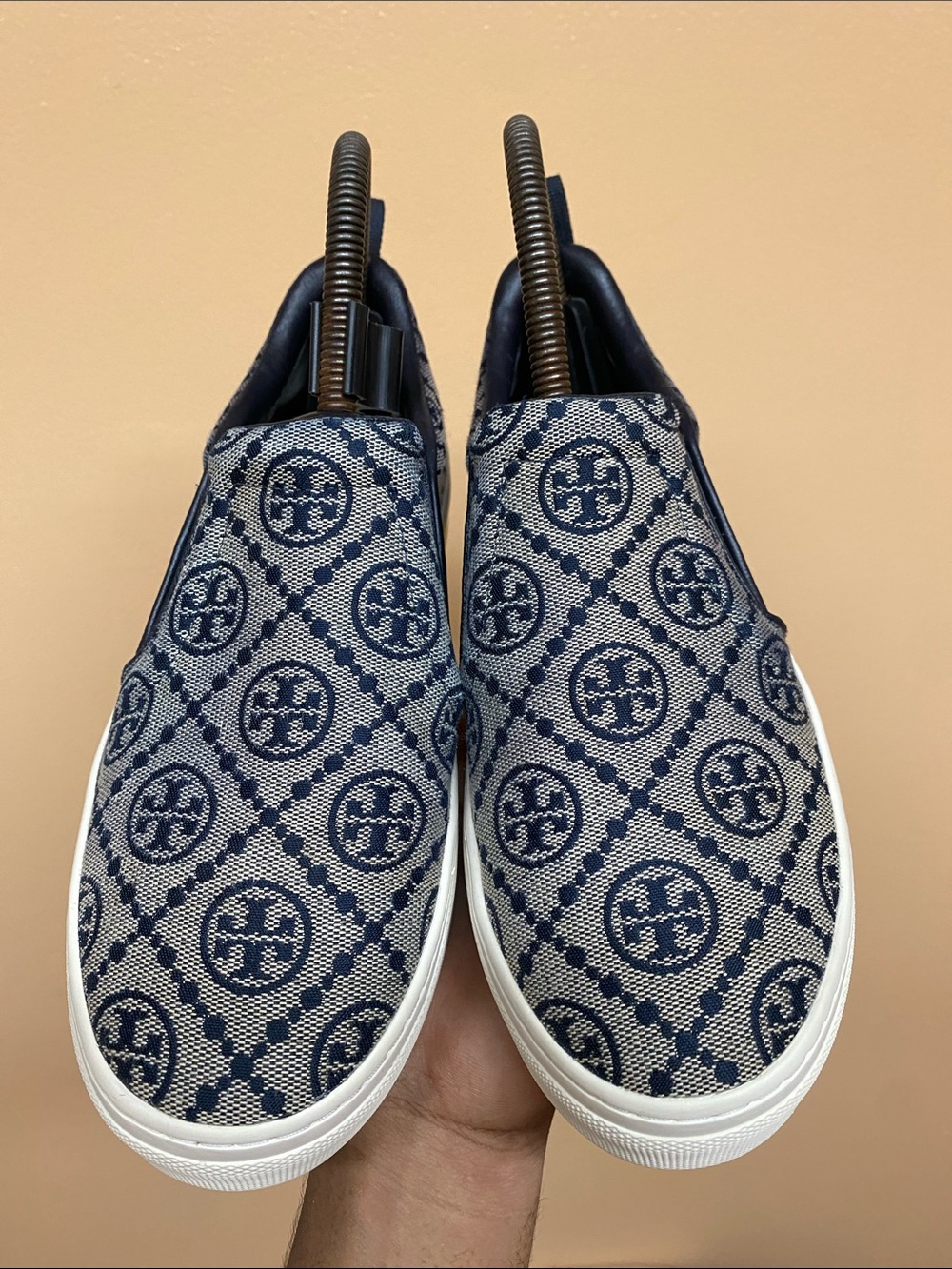 Tory Burch T Monogram Women’s Slip On Sneakers Size 6.5M 87321-448 - Picture 12 of 17